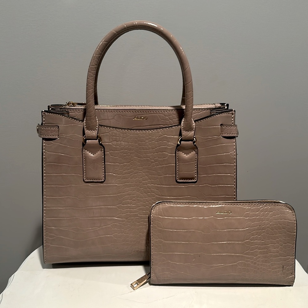 Aldo Tote and Matching Wallet